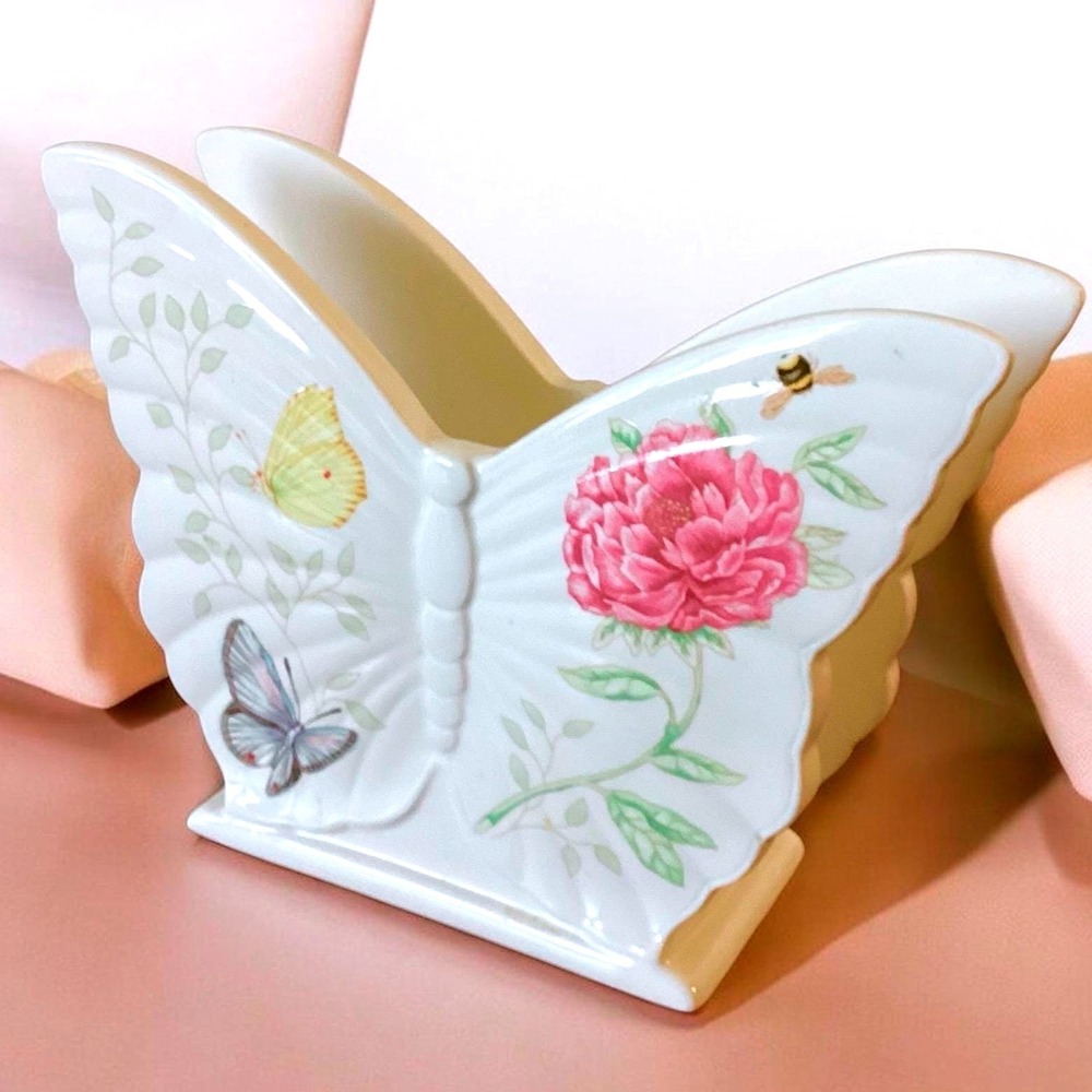Lenox Butterfly Meadow Figural Napkin Holder Louise Le Luyer Floral Bee White